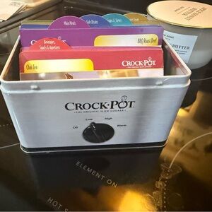 Crock-Pot Recipe Cards & Organizer - White